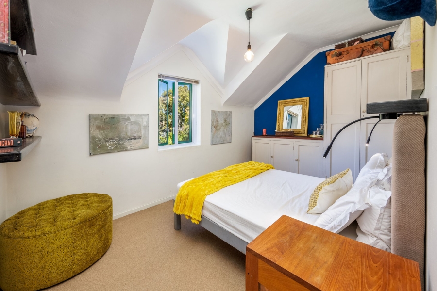 5 Bedroom Property for Sale in Paradyskloof Western Cape